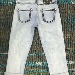 Miss Me Capris Sz 27